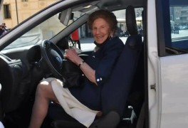 100세 이탈리아 할머니, 운전면허 갱신… “나는 더 자유로워졌다”