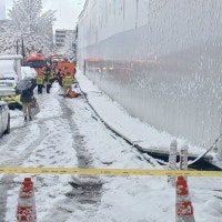 가락동 아파트 공사장서 보행로 붕괴…3명 부상