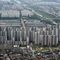 고삐 풀린 집값 잡으려면...꽉 막힌 규제 풀어 재건축 재개발 속도↑ [김경민...