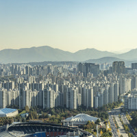 서울 아파트 경매 낙찰가율 치솟는데…지방은 ‘뚝뚝’