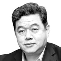 극렬 반대 뚫고 구치소 완공했더니 주변 아파트 인기 폭발 [강주안 논설...