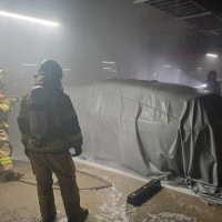 새벽 아파트 지하주차장서 전기차 화재…주민 수십명 대피