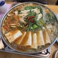 “고래고기? 마 치아삐라”…두부로 평정한 울산 맛집거리