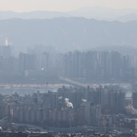 토허구역 재지정 여파…송파 아파트값 '하락 전환'