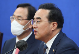 박홍근 “윤 대통령, ‘막말 사고 외교’로 국격 실추”