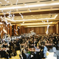 '직원에 반값아파트 선물'이 목표라는 회사, 창립기념행사도 이색적