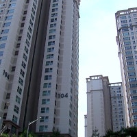 거둬들이고, 보류하고, 올리고...들썩이는 강남 아파트!