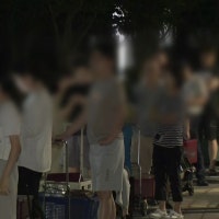 인천 송도 이틀간 '음용 부적합' 수돗물 ...급수차 앞 '북적'