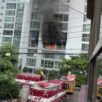 광주 운림동 아파트 4층 화재...3명 병원 이송