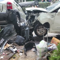 아파트단지에서 70대가 몰던 SUV 돌진...1명 부상