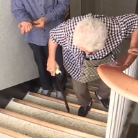 멈춘 아파트 엘리베이터, 망가진 일상…정부 나섰지만