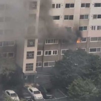 울산 북구 한 아파트에서 불…주민 30여 명 대피