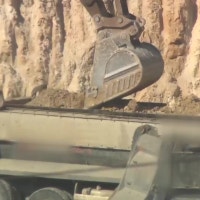 과적 내몰리는 화물차…기준도 ‘무용지물’