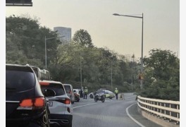 "윤석열 퇴근길 차량 통제, 구둣발 떠올라"…김남국 비판 가세