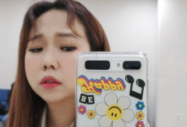홍현희, ♥제이쓴 사준 휴대폰+그립톡 자랑 "고맙긴 한데...어쩌지"