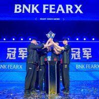 BNK 피어엑스, 중국 WE 꺾고 2026 데마시아컵 우승…2년 연속 국제대회 ...새 창 열림