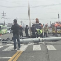 강풍에 대전·충남 인명피해 잇따라…교회첨탑·신호등 쓰러져