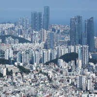 10주 연속 아파트값↑…부산 수영구 ‘나홀로 상승세’