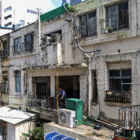 부산시, ‘붕괴 위험’ 부산 최고령 아파트 주민들에게 임대주택 제공한...