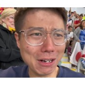 [오!쎈월드컵] 中 축구팬 절규, "일본은 이겼는데! 우리는 왜!!"