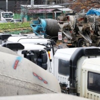 “90분 내 타설해야 하지만”…서울 한복판까지 운반 아슬아슬 [레미콘...
