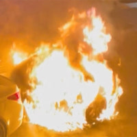 울산 중구 아파트 주차장에서 불‥ 승용차 한 대 전소