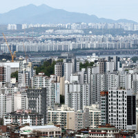 8월 서울 아파트값 상승률 1.27%‥6년 만에 최대폭