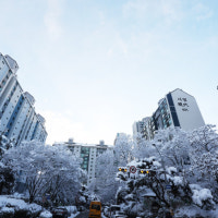 얼어붙은 부동산 시장…기준금리 인하에도 한동안 ‘겨울바람’ 전망