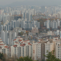 “재건축 호재 효과” 서울 아파트값 5주 만 반등