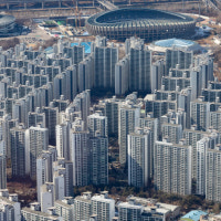 비싸야 잘 팔린다?...서울 아파트 거래 4건 中 1건은 15억 넘어