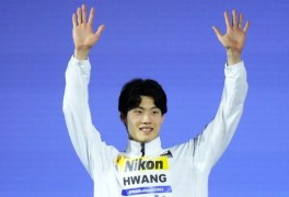 "박태환 넘은 신기록"…황선우, 세계선수권 자유형 200ｍ 은메달 획득