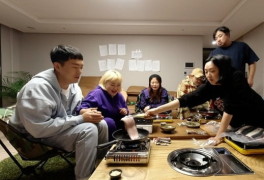 '1호가' 이은형♥강재준, 대학로 공연 도중 암전 속 뽀뽀한 사연
