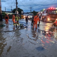 전남 1시간 103.5㎜ 폭우로 아파트 지하주차장 침수…경남도 강한 비