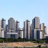 ‘갭투자만 35억’ 원베일리는 어떻게 공고한 성이 되었나