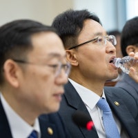 기재부·국세청 1급 이상 13명 중 6명, 토허제 내아파트보유하고도 실...