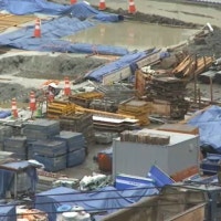 5년 간 '250만호+α'?…절반도 못 왔다