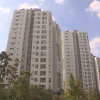 토허제 해제에 서울 아파트 거래 급증…2월 주택매매 30%↑