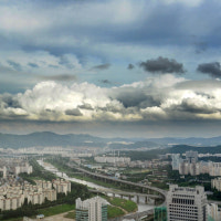 강남 아파트값 평균 '25.8억'… 불황에도 신고가 속출