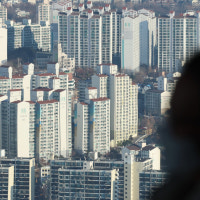 강남 대단지·서남권 정비사업 '상승 주도'… 서울 아파트값 활활