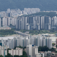 84㎡가 50억~55억… 반포 대장주 놓고 '두 아파트' 맞대결