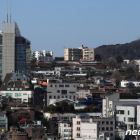 아파트 경매 3년5개월 만에 최다…한남·잠실·여의도 낙찰가 ↑