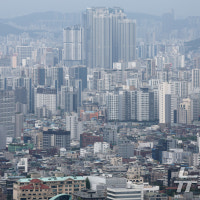 “갱신 때 보증금 1억 올려주세요”…공급부족 '빨간불' 서울 아파트 전세