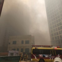 서울 이문동 아파트 공사 현장 화재…