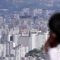 이사철 맞아 서울 전셋값 '들썩'… 매물 부족 속 '가격 상승 압력' 커