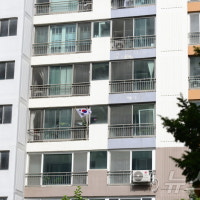 34년 만 국군의날 공휴일…대구 아파트 677세대 중 1곳 태극기 게양