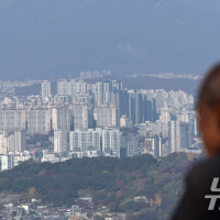대출 규제로 뚝 끊긴 서울 아파트 거래, 매매 대신 전월세로