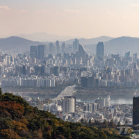 '공급 확대 vs 금융 규제'…2024년 부동산 시장 갈림길