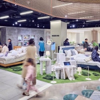 '침대업계 양강' 시몬스·에이스, 출점 전략 다른 길 간다