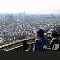 與 '높이제한 완화' 공공 정비사업 힘싣기…개정안 잇따라 발의