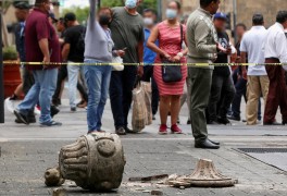 [핫클릭] 멕시코서 규모 7.6 강진 이어 여진…피해 속출 外